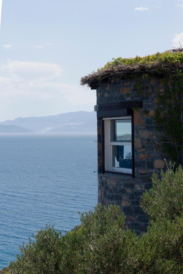 Villa Aiolos: Above The Sea, Within Agios Nikolaos Exterior foto